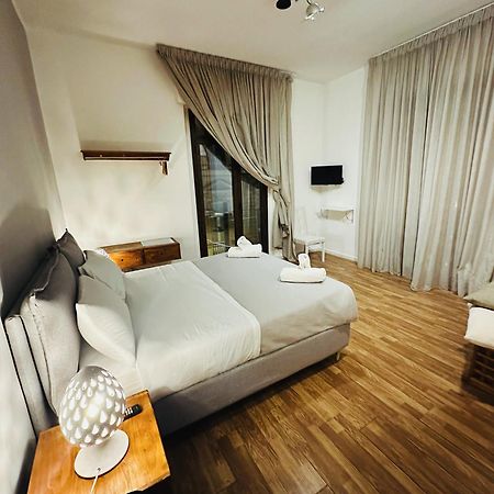 B&B Degli Artisti Suite Lecce Ngoại thất bức ảnh