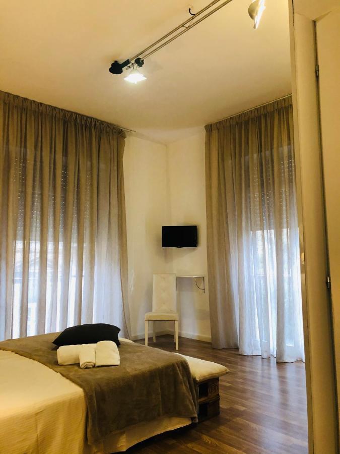 B&B Degli Artisti Suite Lecce Ngoại thất bức ảnh