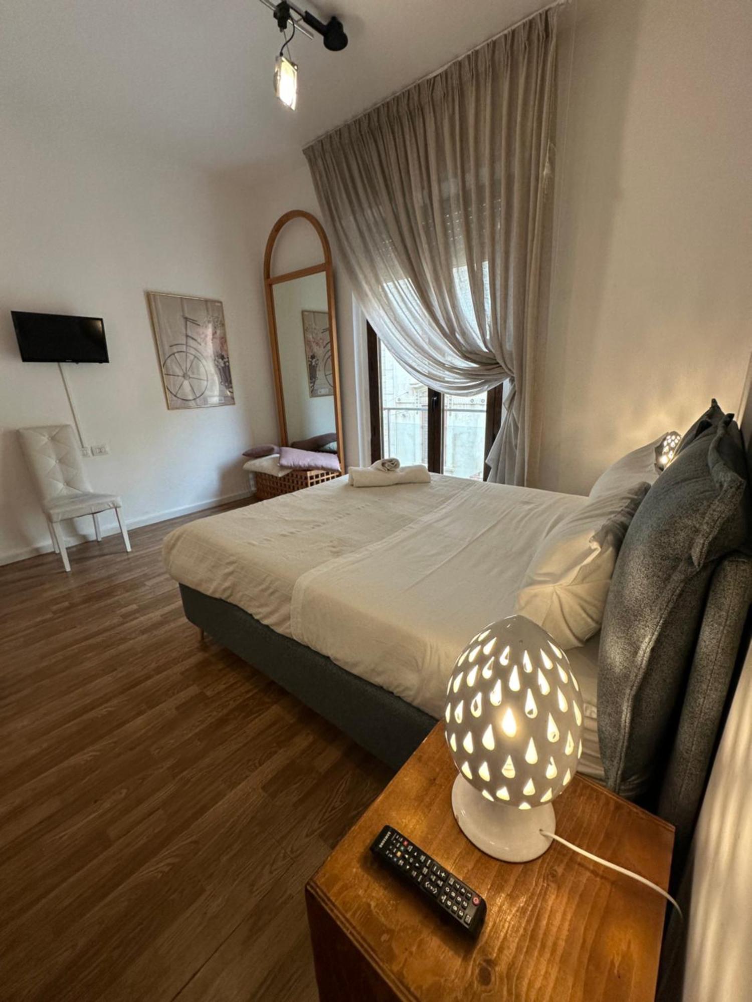 B&B Degli Artisti Suite Lecce Ngoại thất bức ảnh