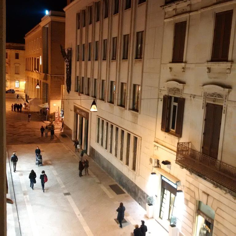 B&B Degli Artisti Suite Lecce Ngoại thất bức ảnh