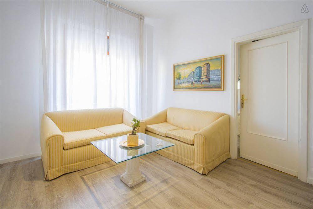 B&B Degli Artisti Suite Lecce Ngoại thất bức ảnh